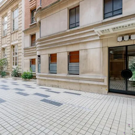Appartamento Chic And Warm 1 Bd Flat - Heart Of The Luxury 16th