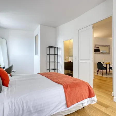 Appartamento Chic And Warm 1 Bd Flat - Heart Of The Luxury 16th Parigi